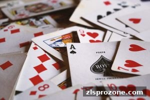 尊龙凯时实战指南：真人互动游戏局势应变策略精讲